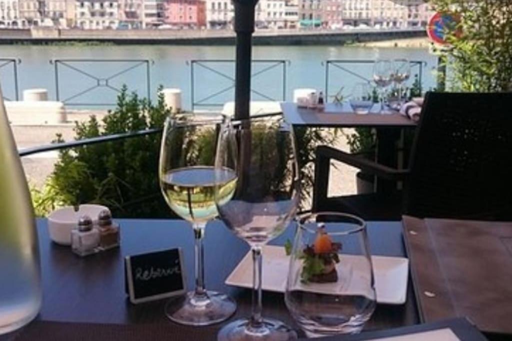 Sejour Detente Au Coeur De Macon Spa,Cine,Bouteille Offerte Extérieur photo